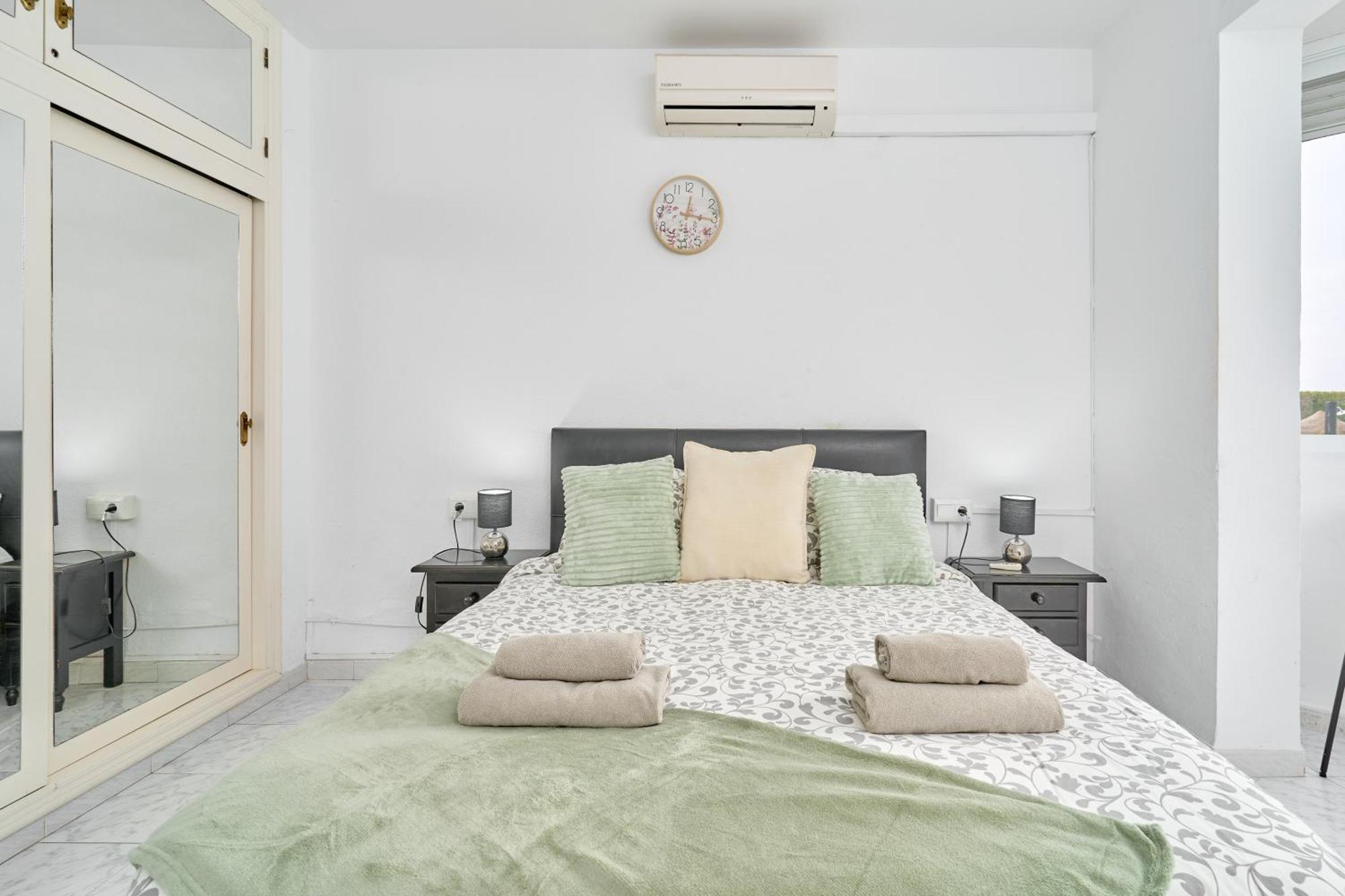 Comfortable Studio Apt Nerja Bagian luar foto
